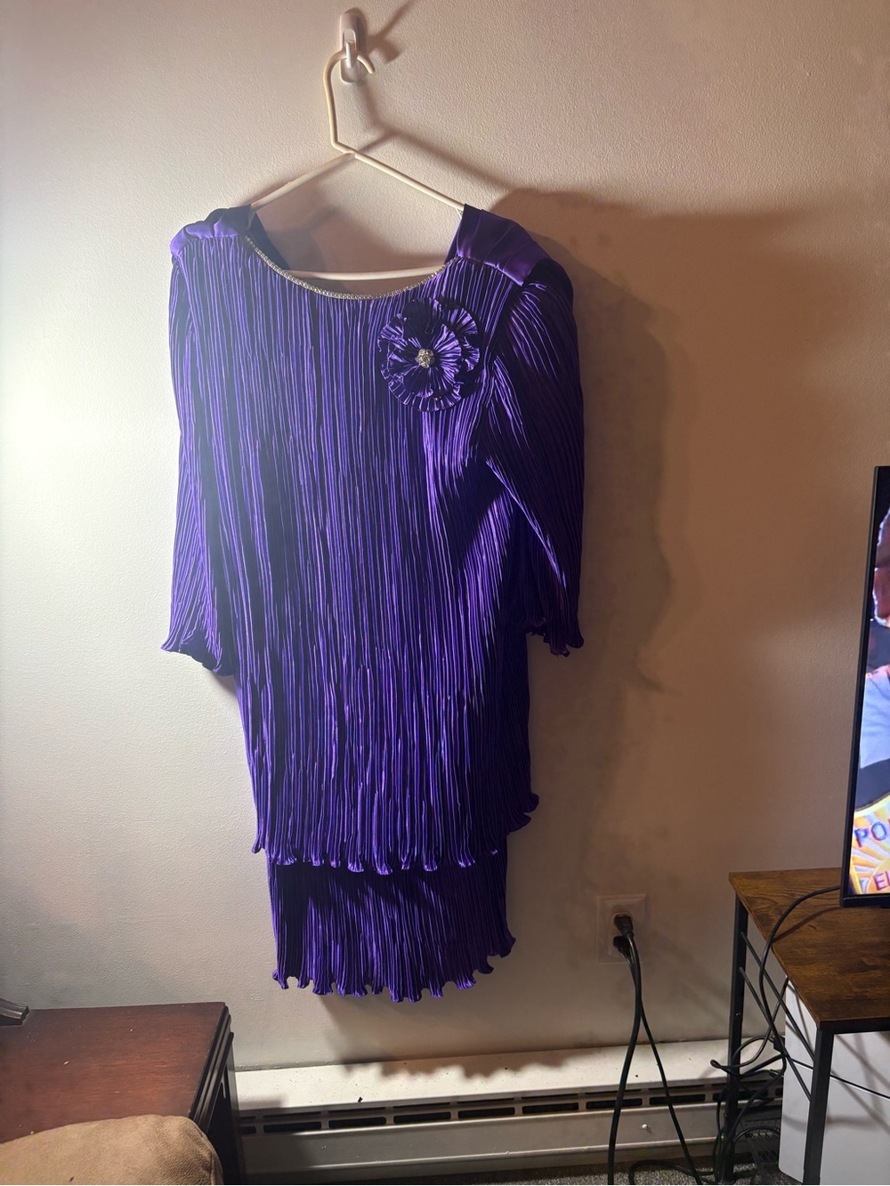 Katherine Lindsay by Matthew Vintage Purple Pleated Occasion Dress – Size 20